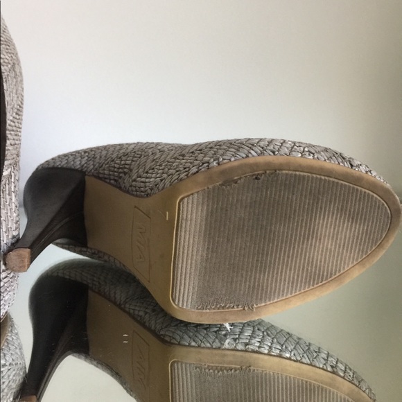 Size 7 MIA Heels - Picture 3 of 5
